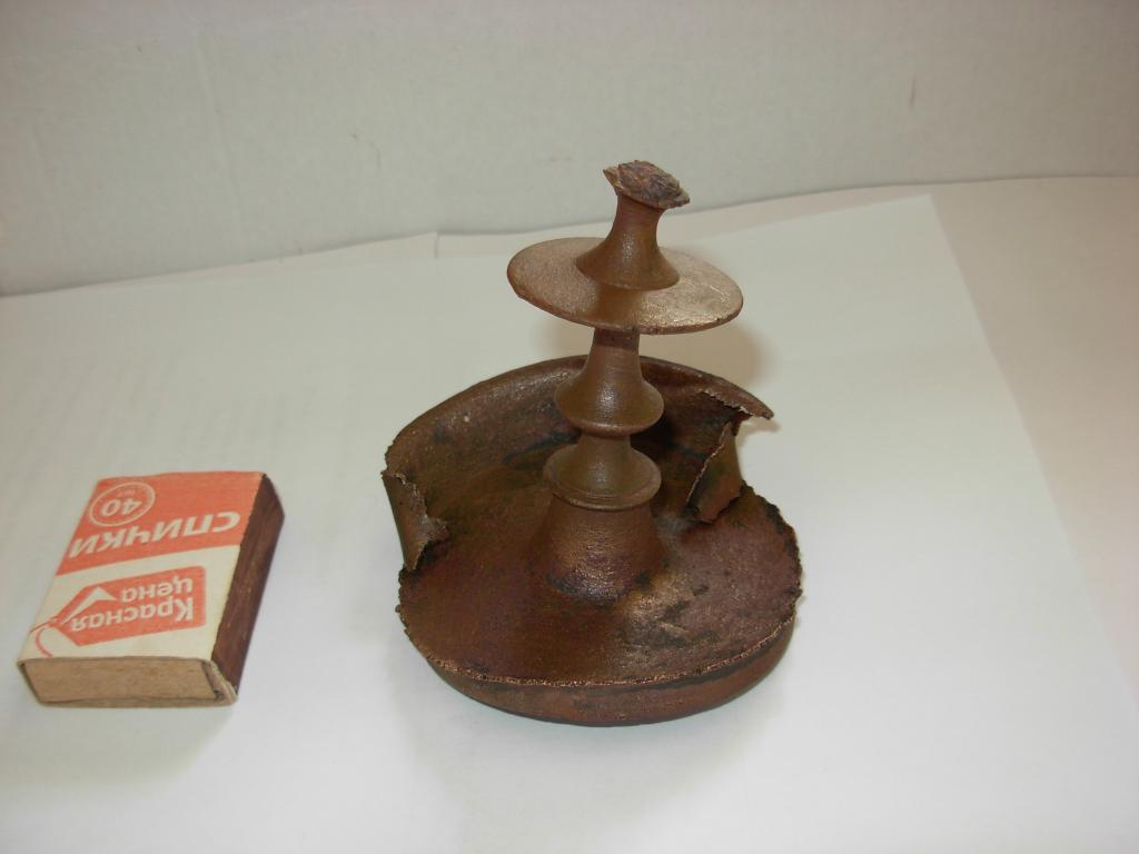 Подставка старинная на подсвечник , часть ножки , бронза патина , в работу , резьбовое соединение