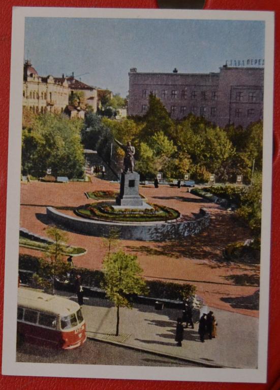 Открытка г. Горький Площадь имени К. Минина  - Советский Художник 1964 г