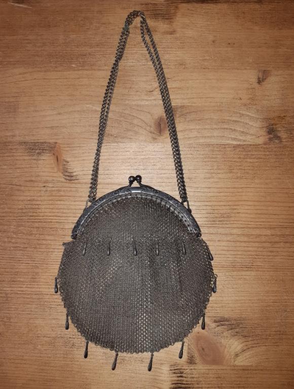 Женская сумочка - кошелек. Сер - кон 19 век. Европа Надпись : Ger Silver. Покрытие: серебро