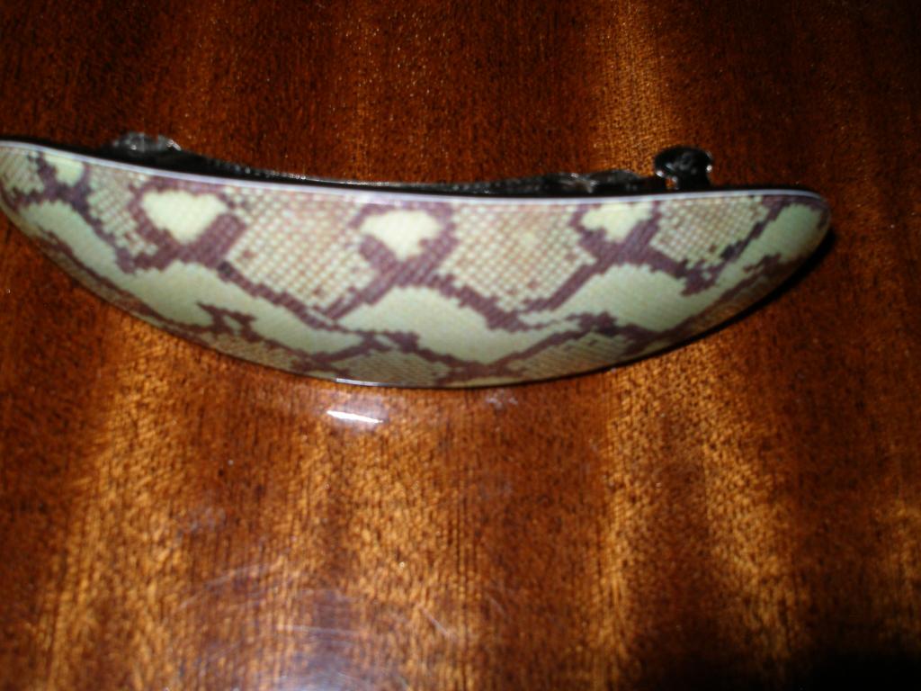 Заколка автомат Зеленый питон.