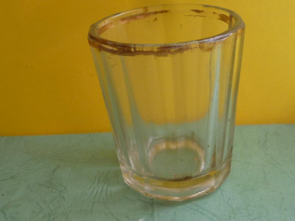 СТАКАН С ПОЗОЛОЧЕННЫМ ОБОДКОМ СТЕКЛО