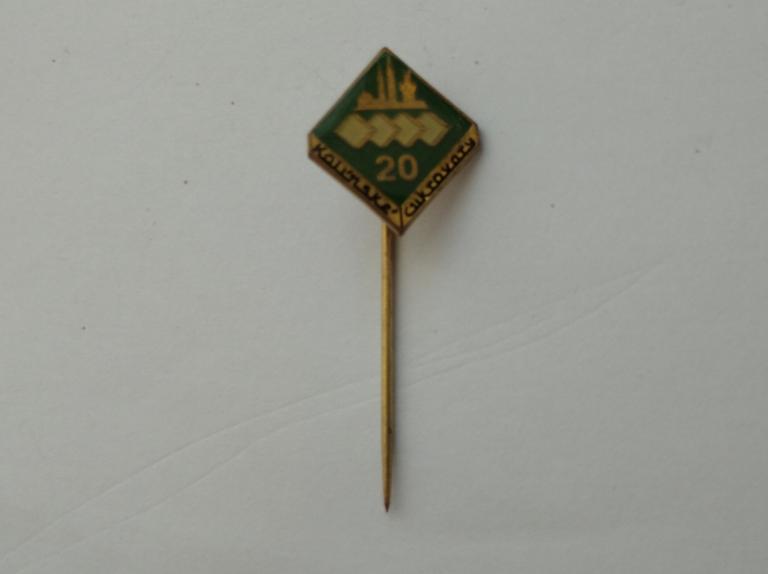 Коллекция знак  Иностранный значок Лист 56 Более 20000 шт