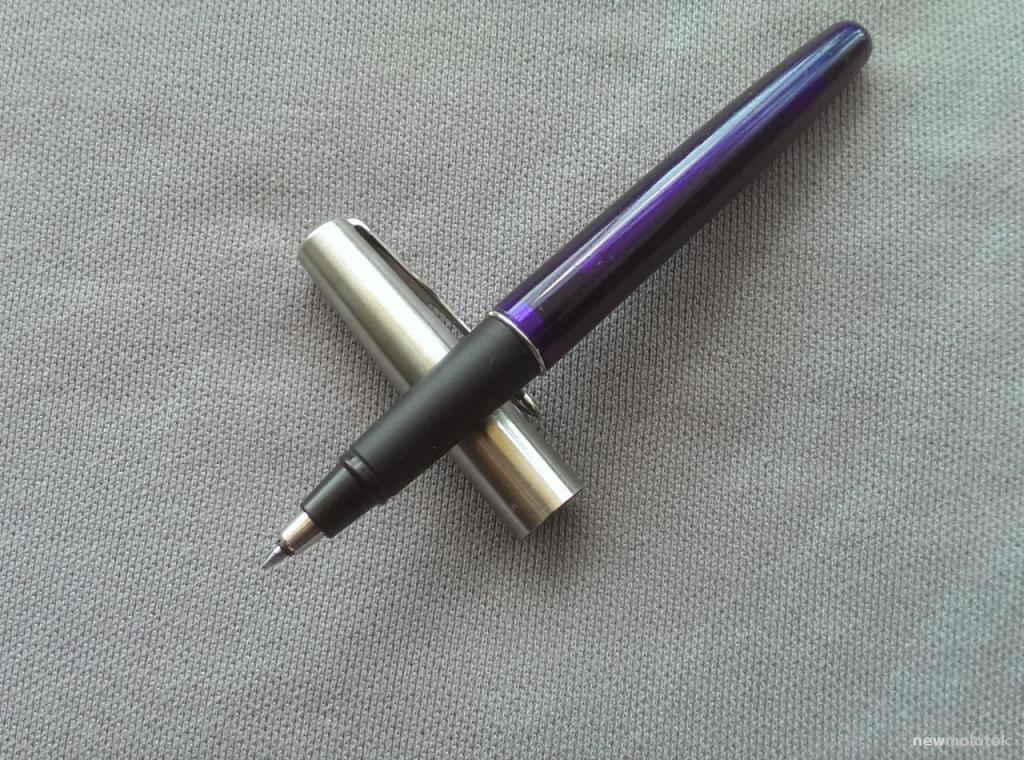 PARKER / Ручка-роллер Parker Frontier, Translucent Blue /UK