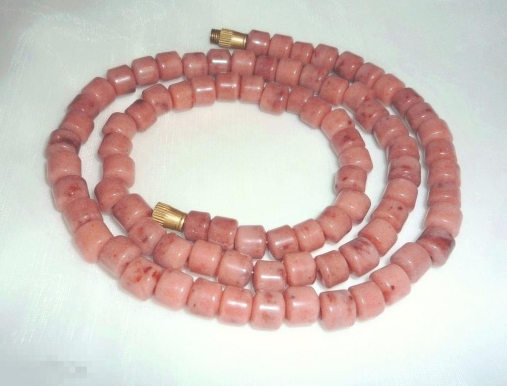 бусы под коралл. 51 см.
