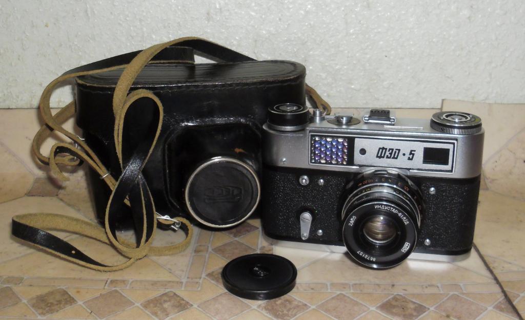 ФЭД-5 №380804 фотоаппарат отличный из СССР все работает