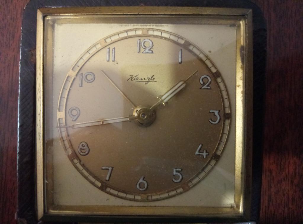 Продам часы с будильником дорожные Kienzle 3 Рейх Германия