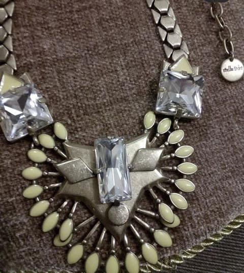 Брендовые колье "Stella &amp; Dot", эмаль, позолота, крупные кристаллы.