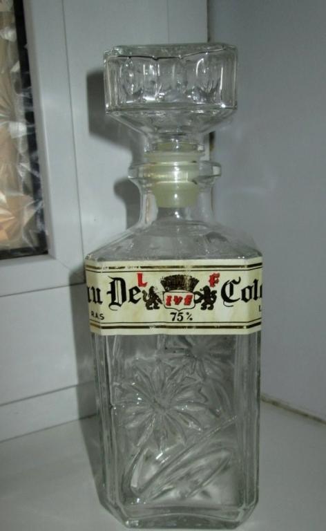 Флакон бутылка пузырёк з-под одеколона Eau De Cologne
