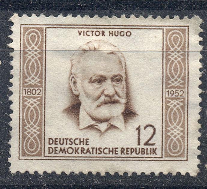 ГДР 1952 г. Виктор Гюго негашеная * ЧБК