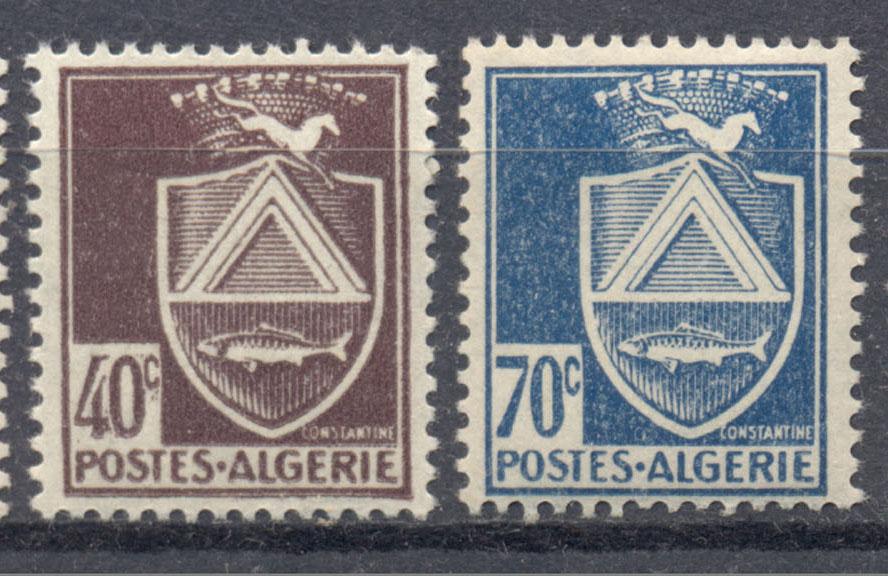 Алжир 1942 г. стандарт Герб Константине негашеная** пара перф. 14:13,5