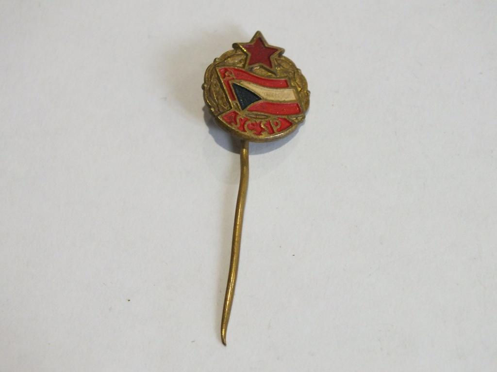 Коллекция знак значок   Иностранный ТЯЖЕЛЫЙ  Лист 239 Более 20000 шт