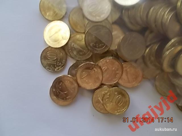 10рублей  50 лет полету в космос 2011г!Мешковая!!!