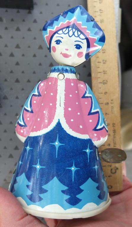 игрушка механическая заводная Русская Красавица, СССР
