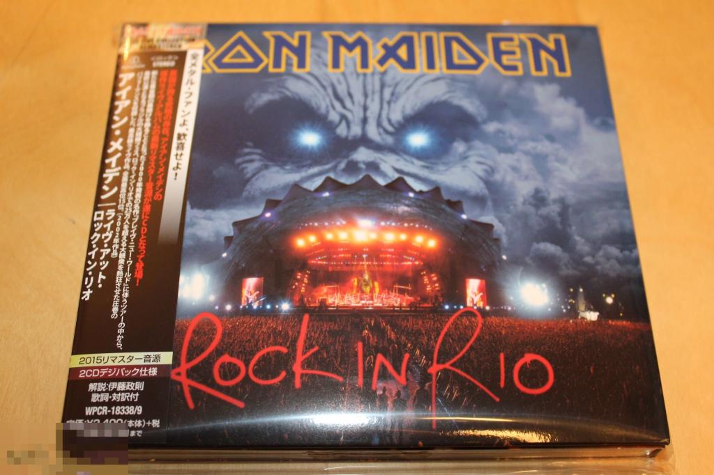 Iron maiden rio 2001. Iron maiden in rio 2019. Группа iron maiden dream of mirrors. Рок концерт iron maiden. Iron maiden dvd.