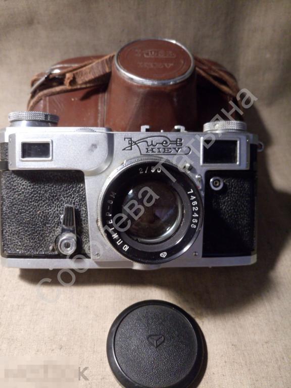 Фотоаппарат зеркальный "Киев" с объективом Юпитер 8М СССР