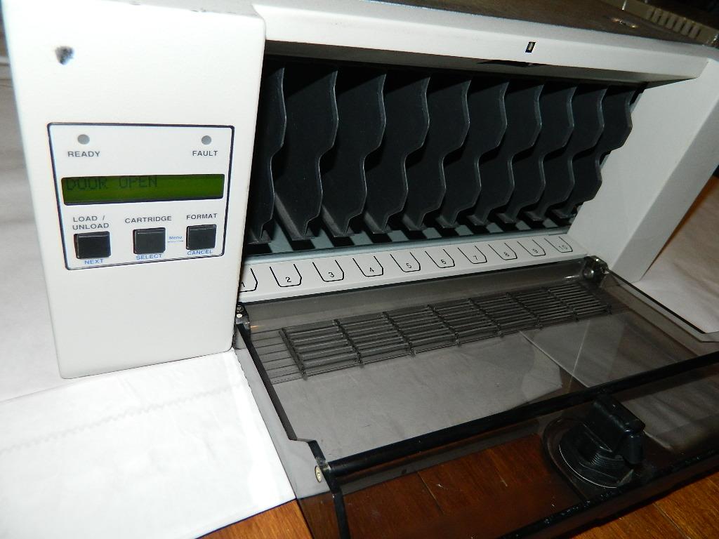 Ленточный накопитель / стриммер IBM 3490E-F11 на 10 кассет