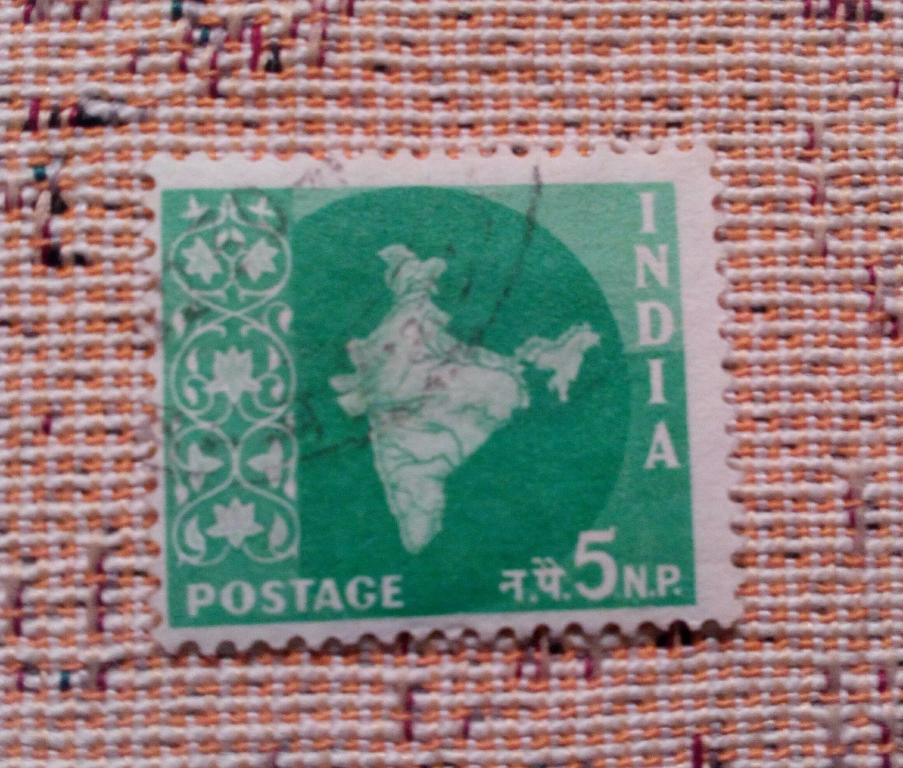 Stampworld марки. Марка 1958 с точкой после кг. Марки Индии 26-5-88. Южная Африка 1958 марка герб. 2 Торговые марки Индия ставшие культурными символами.
