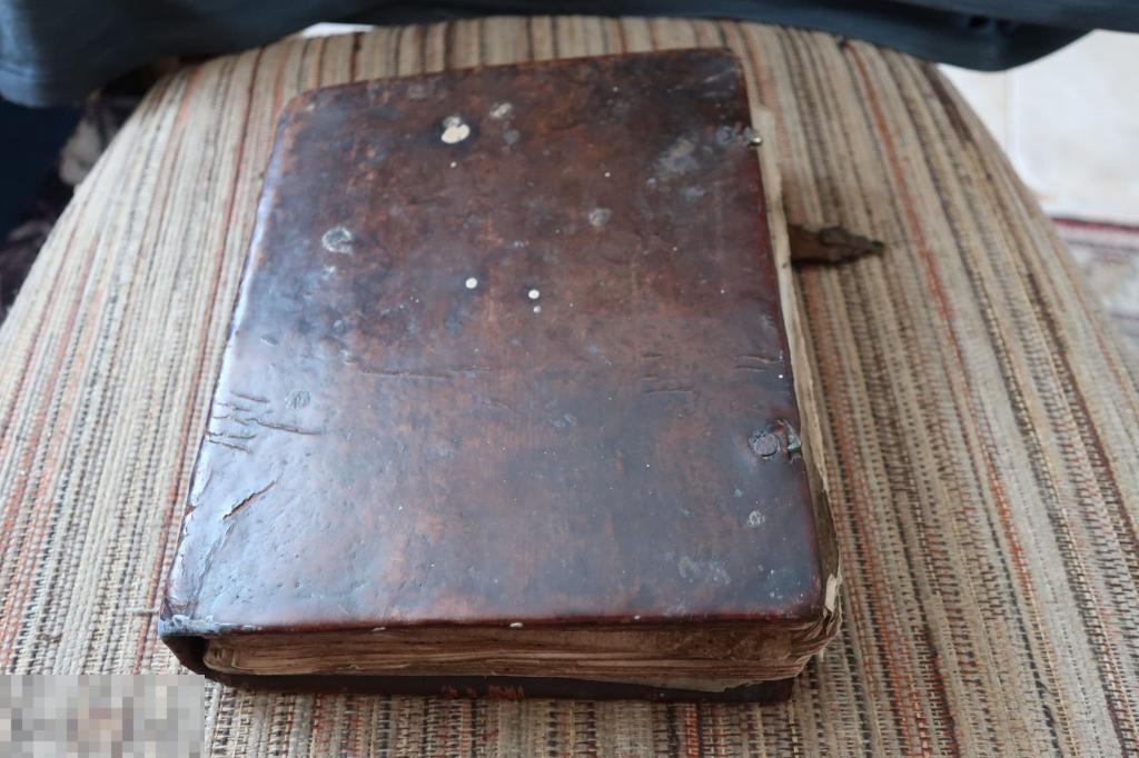 Старинная книга Последование Молебн.Пений 1743 год 