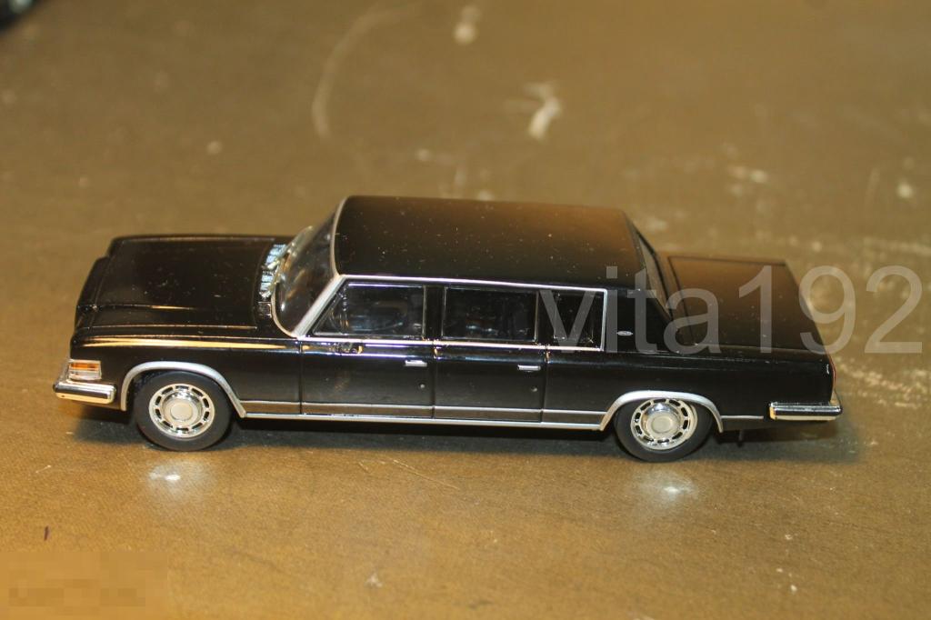 МОДЕЛЬ АВТОМОБИЛЯ 1 : 43. ЗИЛ - 4104. 