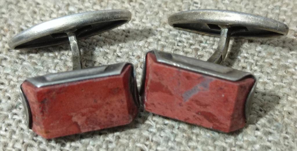 Запонки из серебра 875 пробы, 8 гр., с камнем красного цвета СССР