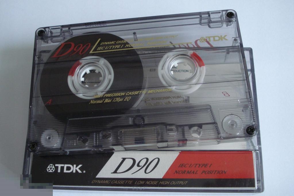 Кассеты аудио TDK D90