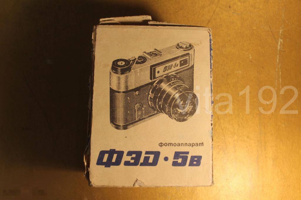 ФОТОАППАРАТ. ФЭД-5В. РОДНАЯ КОРОБКА. ХОРОШЕЕ СОСТОЯНИЕ. 