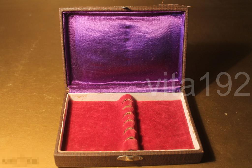 ФУТЛЯР. КОРОБКА. НА 6 ПЕРСОН. 