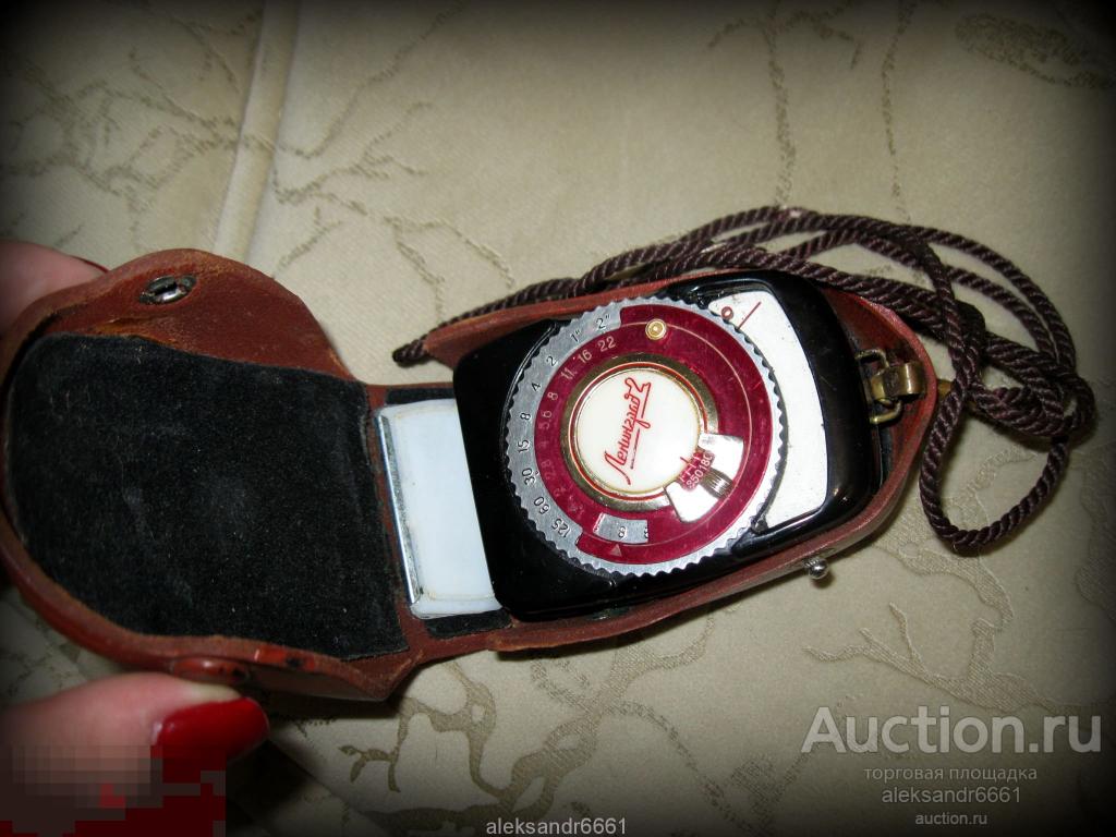 ЭКСПОНОМЕТР ЛЕНИНГРАД 2 СССР В КОФРЕ С РЕМЕШКОМ РАБОЧИЙ СОХРАН 