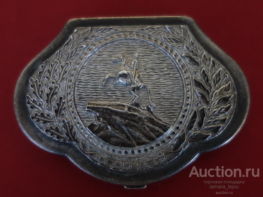 ПУДРЕНИЦА. ЛЕНИНГРАД