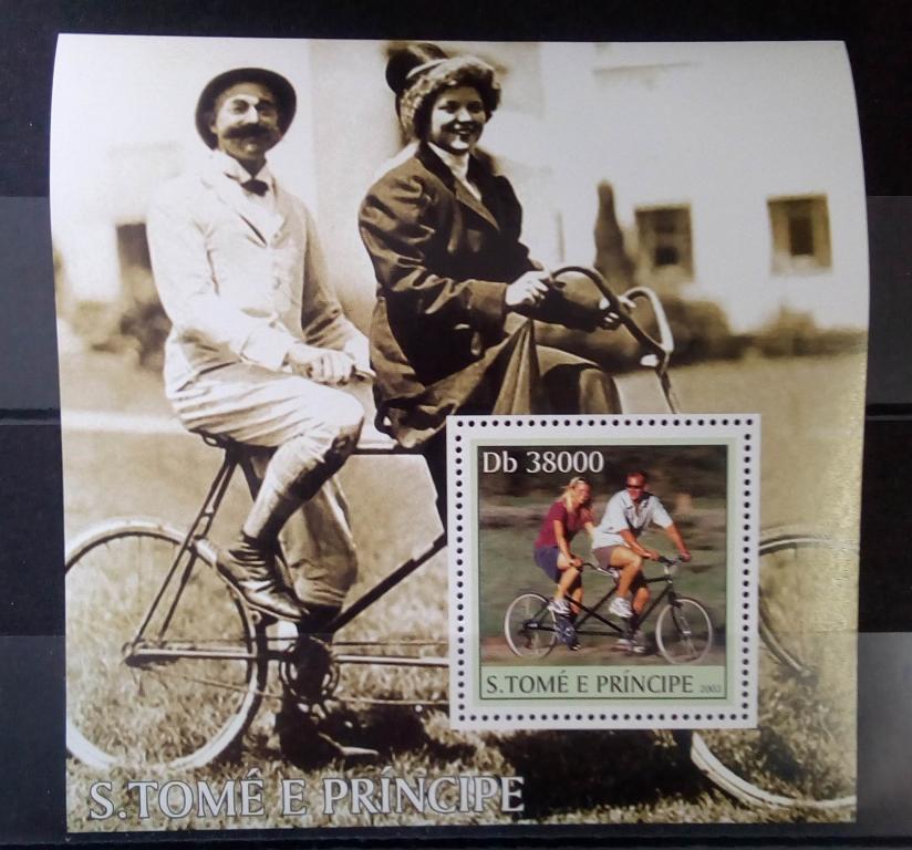 Сан Томе и Принсипи 2003. Велосипед, история, транспорт. Блок чистый MNH**