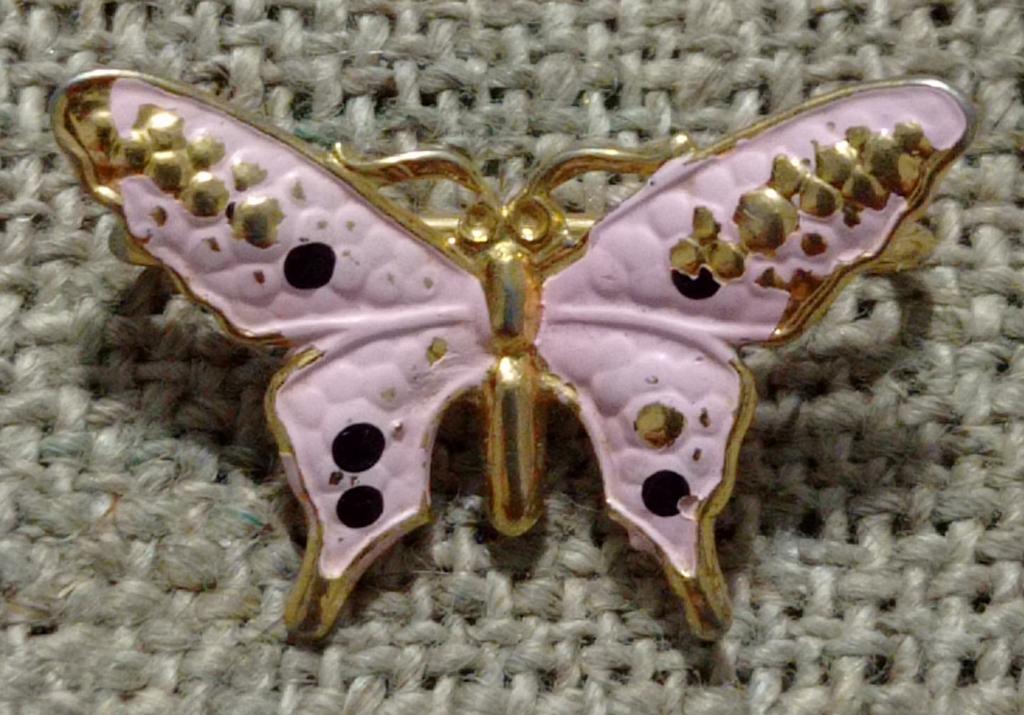 Брошь Бабочка, клеймо СССР, Сохранность хорошая.