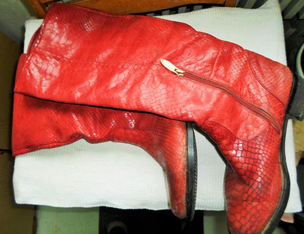 Сапоги брендовые,демисезон,кожа,  женские, размер 39 и 40