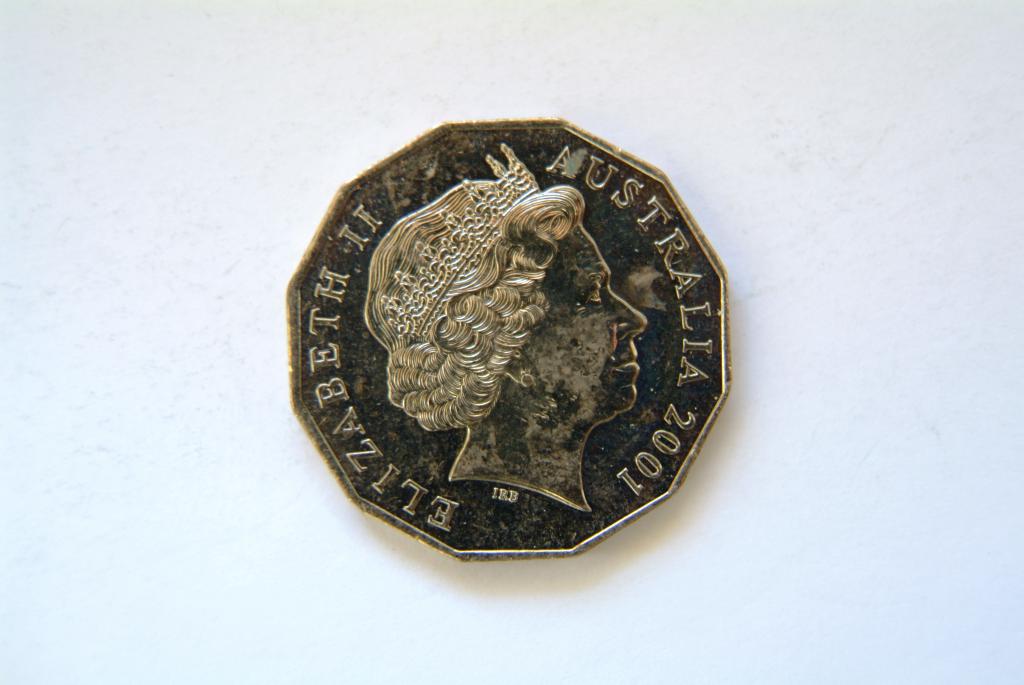 Австралия 50 центов 2001 КМ 559