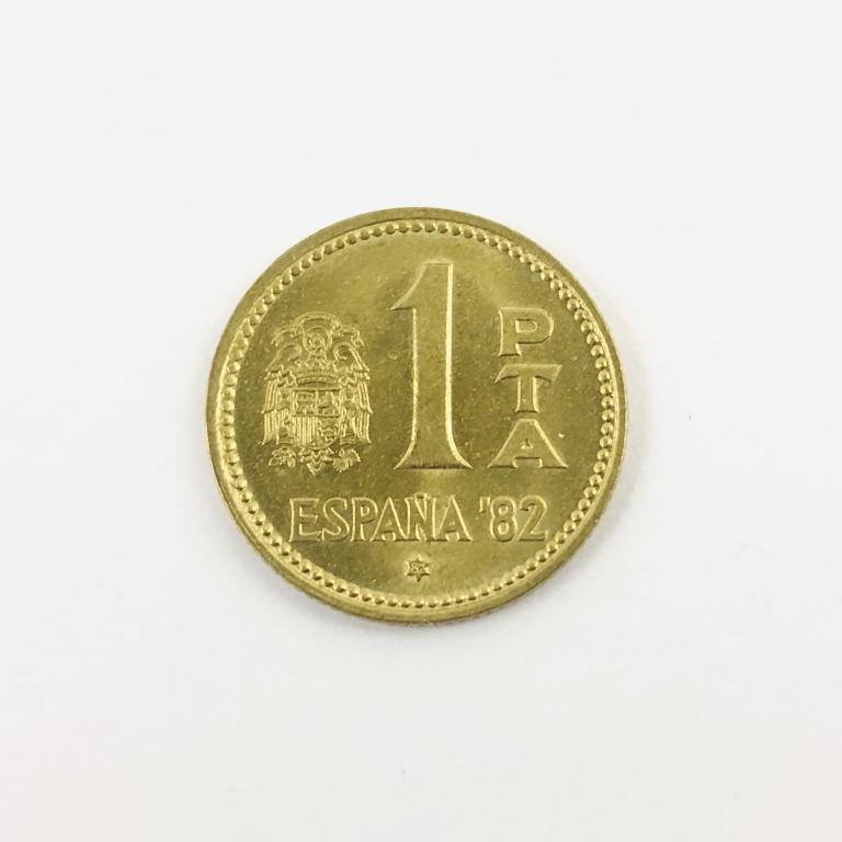 Монета. 1 песета. Испания. 1980 год. 82 внутри звезды