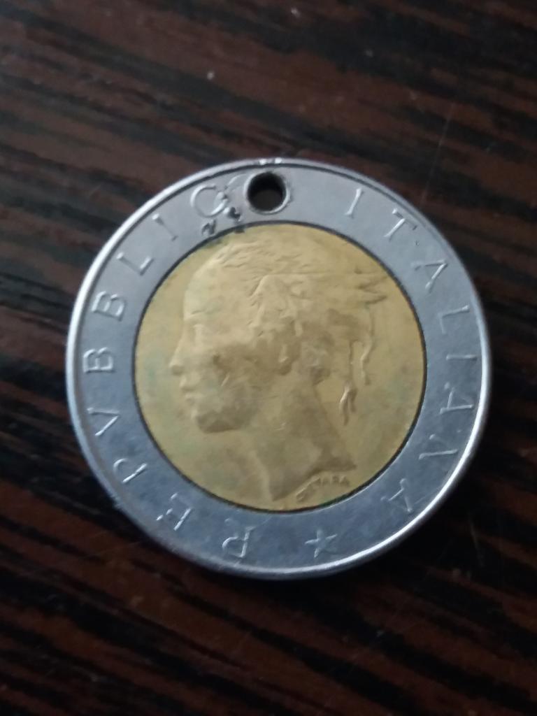 Италия  500 лир 1983  год