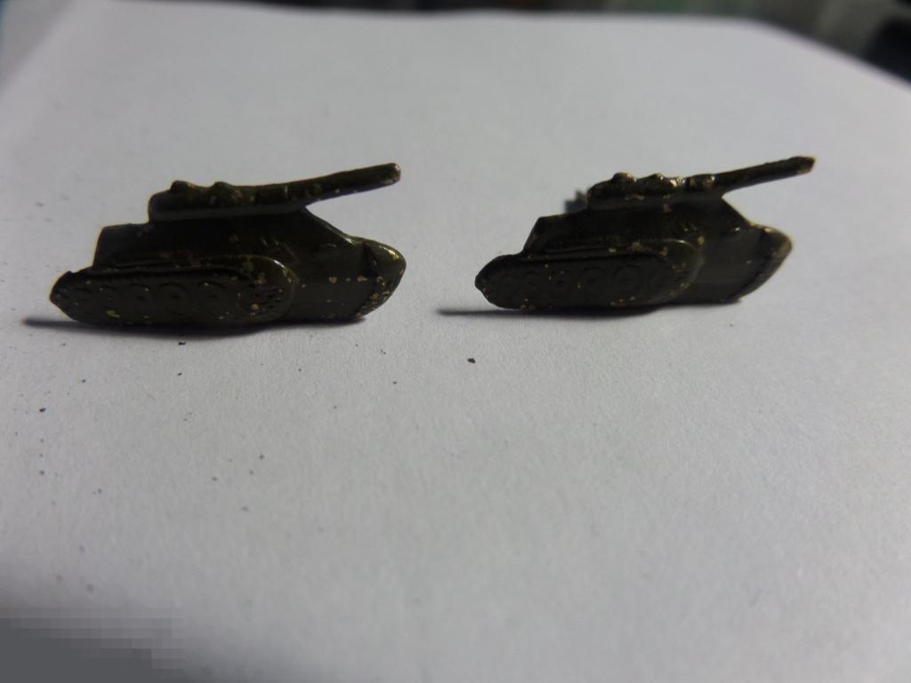 Петличная эмблема полевая автобронетанковых войск СА СССР.