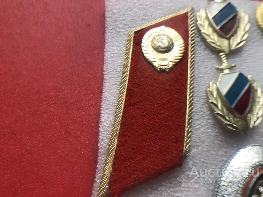 ПЕТЛИЦЫ ПАРАДНЫЕ МВД СССР с эмблемами ( Герб СССР ). лот 2 шт.