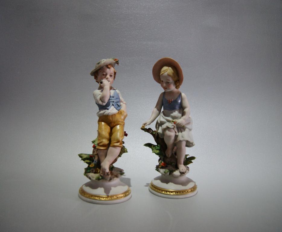 "СМОТРИ, ЦВЕТОЧЕК" Италия TRIADE PBB Capodimonte