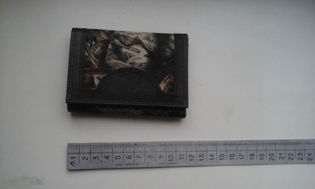 Пармоне привезен из США Wallet новый в упаковке 