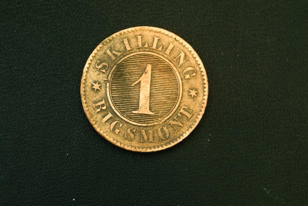 Дания 1 скиллинг 1856 КМ 763
