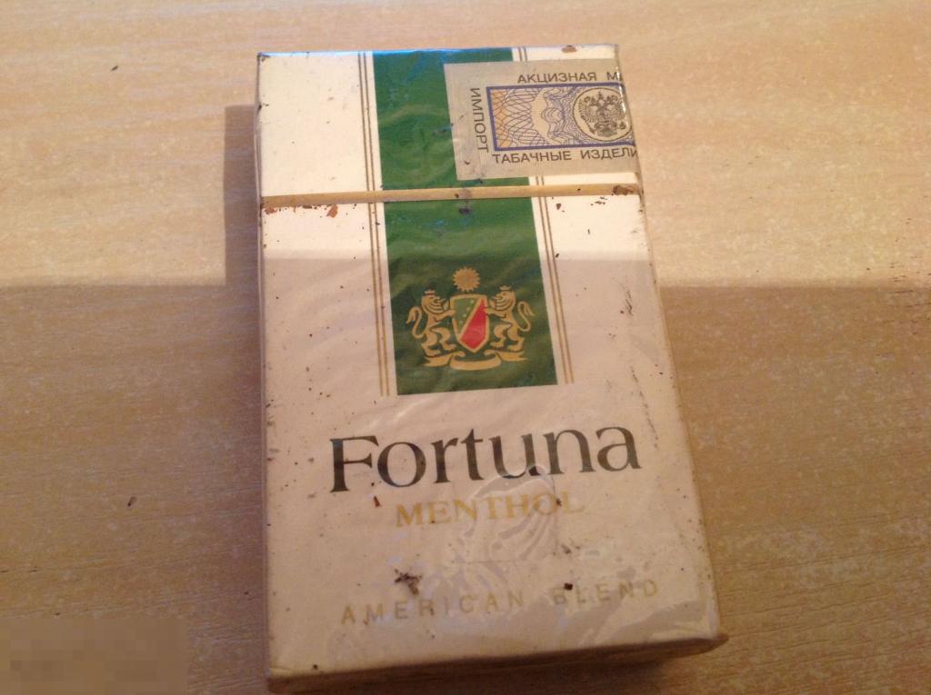 Иракские сигареты. Пачка за пачкой мир вокруг меня запачкан. Пачка 2000 купюр. Пачка за пачкой мир вокруг меня запачкан. Упаковка двусторонняя пачка.