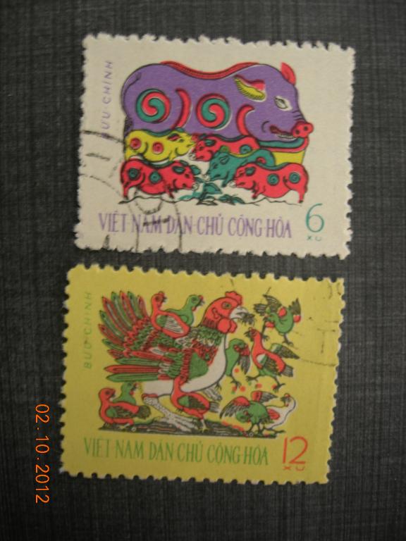 Вьетнам 1962 живопись - свиньи и куры   CTO