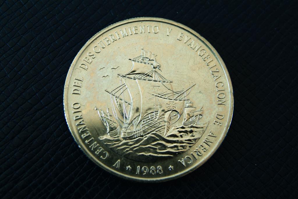 Доминиканская Республика 1 песо 1988 КМ 66