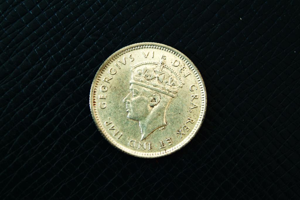 Кипр 4 1/2 пиастра 1938 КМ 24