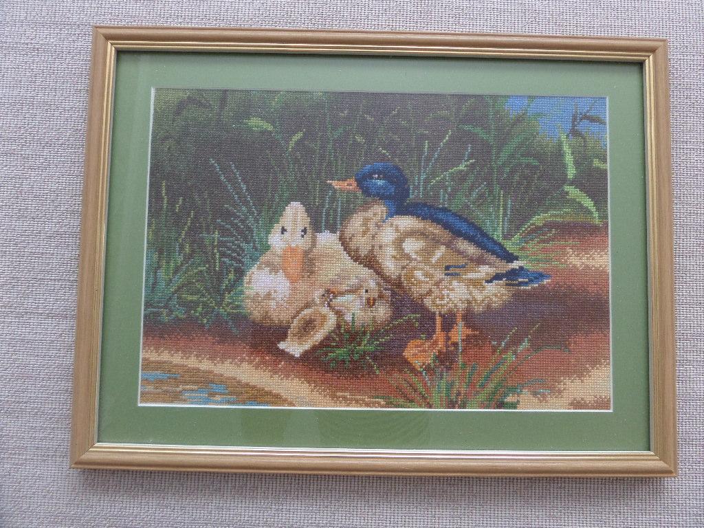 КАРТИНА ВЫШИВКА СЕЛЬСКИЙ ДВОР №2 .РАЗМЕР 400/300