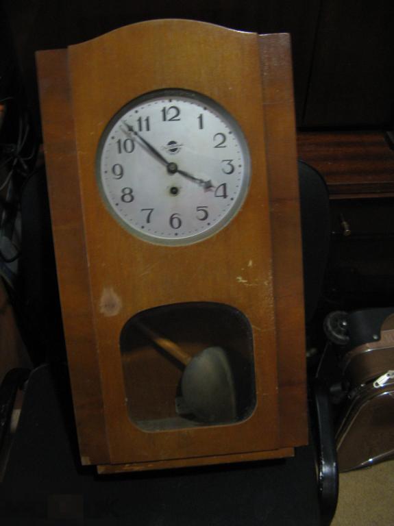 настенные часы  Орловский часовой завод 