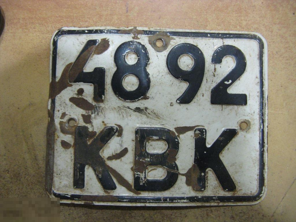 Автомобильный номерной знак времен СССР  4892 КВК 