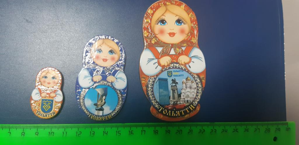 Магнит на холодильник город Тольятти.Матрёшка-3 в одном.Дерево.  