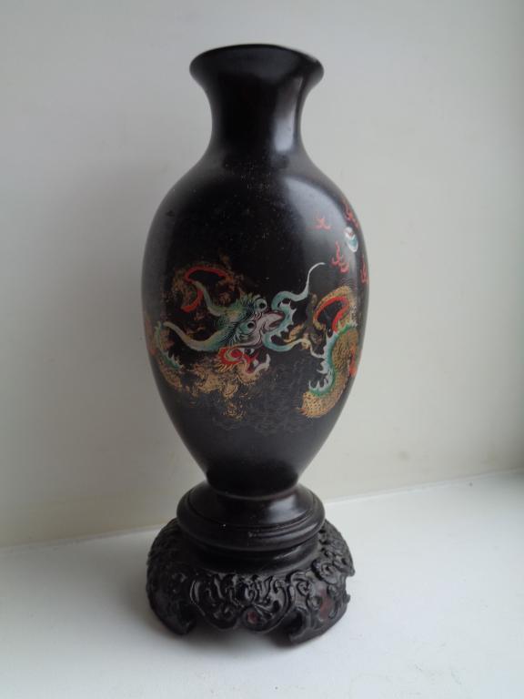 Ваза дерево,резьба,роспись-потери.