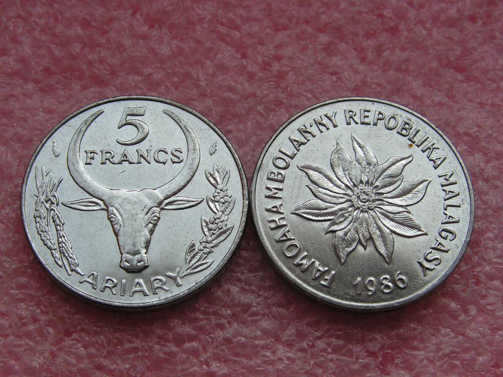 Мадагаскар 5 франков 1986 unc